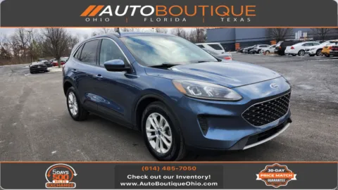 Blue 2020 Ford Escape SE for sale in Columbus, OH