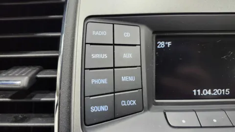 More photos of 2016 Ford Taurus SE at Auto Boutique Ohio, OH