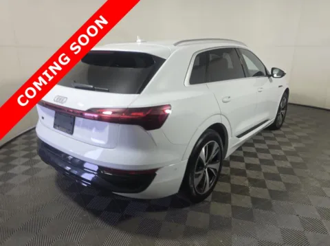 More photos of 2024 Audi Q8 e-tron Premium Plus at Auto Boutique Ohio, OH