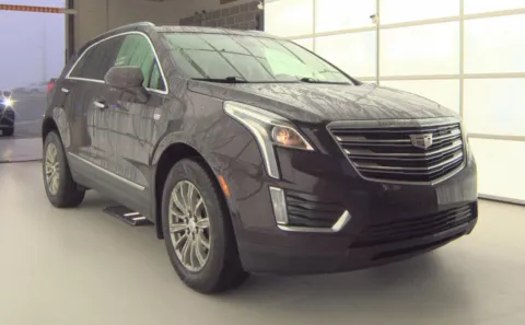 Another view of 2017 Cadillac XT5 Luxury AWD for sale in Columbus, OH at Auto Boutique Ohio