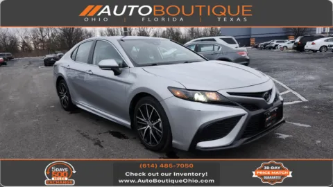 Silver 2023 Toyota Camry SE for sale in Columbus, OH