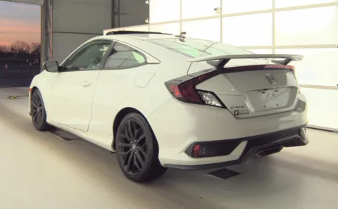 More photos of 2020 Honda Civic Si Coupe at Auto Boutique Ohio, OH