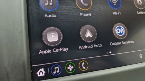 More photos of 2020 Chevrolet Equinox LT at Auto Boutique Ohio, OH