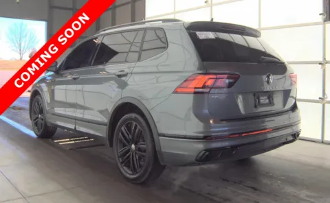 More photos of 2022 Volkswagen Tiguan SE R-Line Black at Auto Boutique Ohio, OH