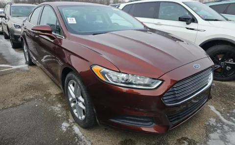 Another view of 2016 Ford Fusion SE for sale in Columbus, OH at Auto Boutique Ohio