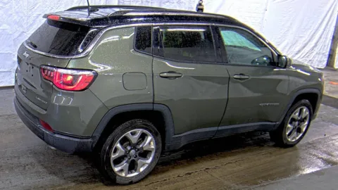 More photos of 2018 Jeep Compass Limited at Auto Boutique Ohio, OH