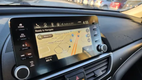 More photos of 2020 Honda Accord Hybrid Touring at Auto Boutique Ohio, OH