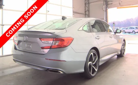 More photos of 2022 Honda Accord Sedan Sport at Auto Boutique Ohio, OH