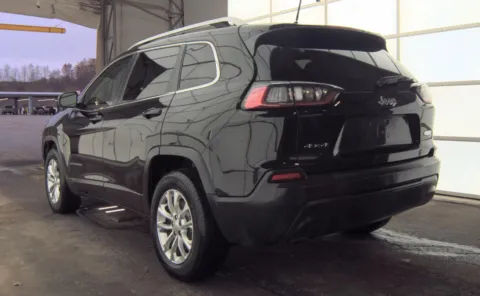 More photos of 2019 Jeep Cherokee Latitude at Auto Boutique Ohio, OH