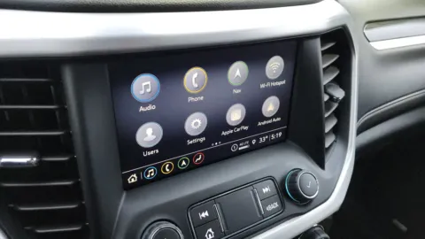 More photos of 2023 GMC Acadia SLT at Auto Boutique Ohio, OH