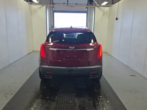 More photos of 2018 Cadillac XT5 Luxury FWD at Auto Boutique Ohio, OH
