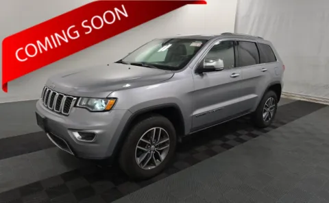 Silver 2018 Jeep Grand Cherokee Limited for sale in Columbus, OH