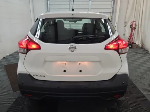 More photos of 2020 Nissan Kicks S at Auto Boutique Ohio, OH