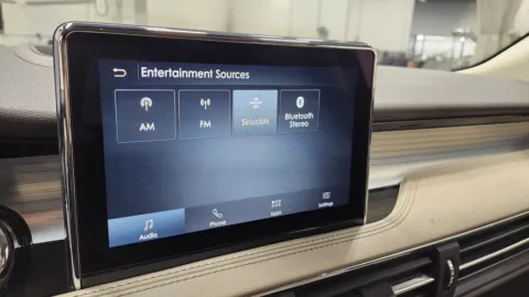 More photos of 2020 Lincoln Corsair Standard at Auto Boutique Ohio, OH