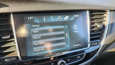 More photos of 2019 Buick Encore Preferred at Auto Boutique Ohio, OH