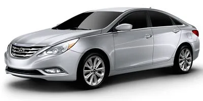 White 2011 Hyundai Sonata SE for sale in Columbus, OH