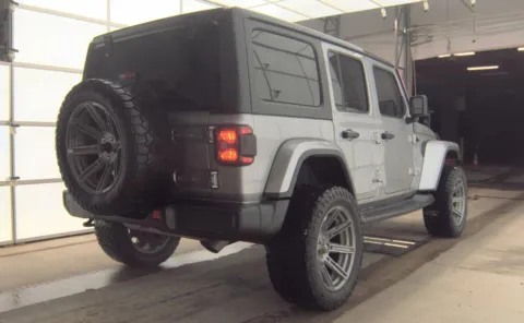 More photos of 2018 Jeep Wrangler Unlimited Sahara at Auto Boutique Ohio, OH