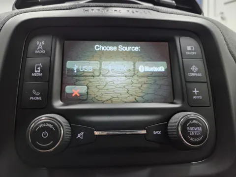 More photos of 2017 Jeep Renegade Altitude at Auto Boutique Ohio, OH