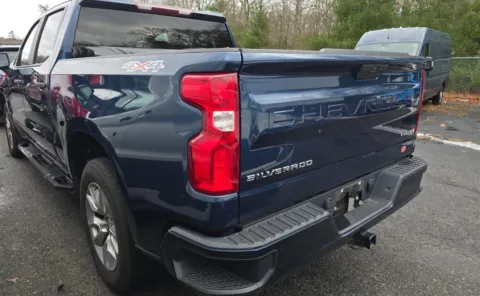 More photos of 2019 Chevrolet Silverado 1500 Custom at Auto Boutique Ohio, OH