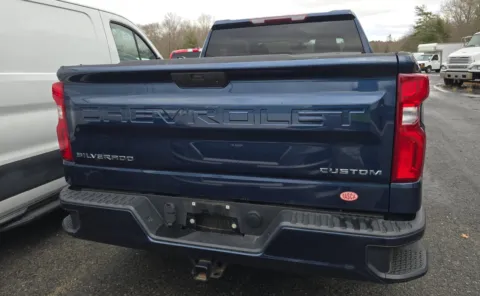 More photos of 2019 Chevrolet Silverado 1500 Custom at Auto Boutique Ohio, OH