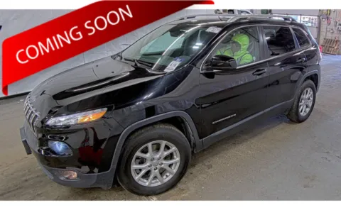 Black 2017 Jeep Cherokee Latitude for sale in Columbus, OH