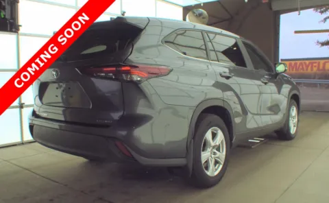 More photos of 2024 Toyota Highlander LE at Auto Boutique Ohio, OH