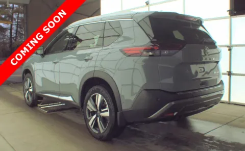 More photos of 2023 Nissan Rogue SL at Auto Boutique Ohio, OH