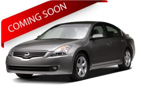 White 2009 Nissan Altima 2.5 S for sale in Columbus, OH