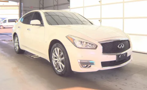 Another view of 2019 INFINITI Q70 3.7 LUXE for sale in Columbus, OH at Auto Boutique Ohio