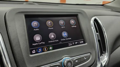 More photos of 2023 Chevrolet Equinox LT at Auto Boutique Ohio, OH