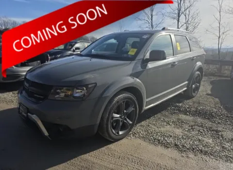 Gray 2020 Dodge Journey Crossroad for sale in Columbus, OH