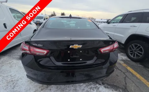 More photos of 2021 Chevrolet Malibu LT at Auto Boutique Ohio, OH