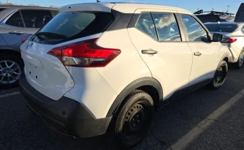 More photos of 2020 Nissan Kicks S at Auto Boutique Ohio, OH
