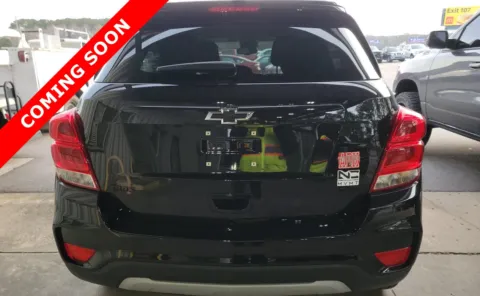 More photos of 2022 Chevrolet Trax LT at Auto Boutique Ohio, OH