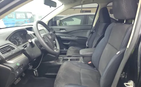 More photos of 2016 Honda CR-V SE at Auto Boutique Ohio, OH