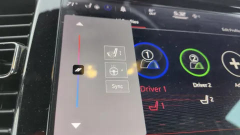 More photos of 2022 Dodge Durango R/T at Auto Boutique Ohio, OH