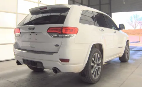 More photos of 2017 Jeep Grand Cherokee Overland at Auto Boutique Ohio, OH