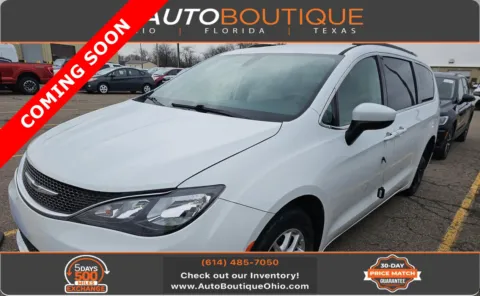 White 2021 Chrysler Voyager LXI for sale in Columbus, OH