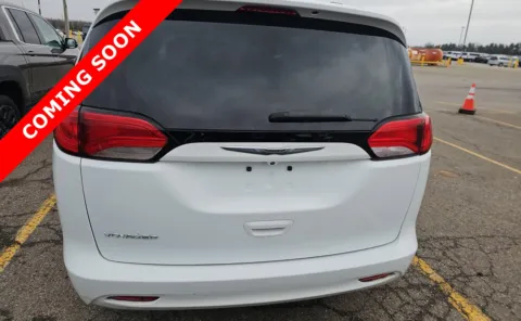 More photos of 2021 Chrysler Voyager LXI at Auto Boutique Ohio, OH