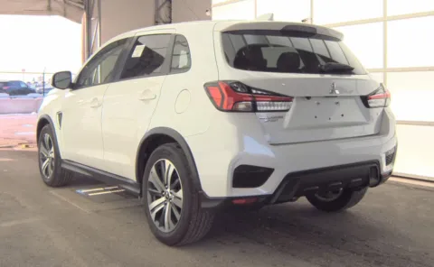 More photos of 2020 Mitsubishi Outlander Sport SE 2.0 at Auto Boutique Ohio, OH