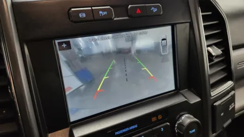 More photos of 2019 Ford Super Duty F-350 SRW XLT at Auto Boutique Ohio, OH