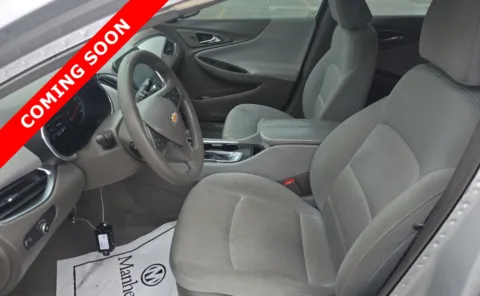 More photos of 2021 Chevrolet Malibu LT at Auto Boutique Ohio, OH