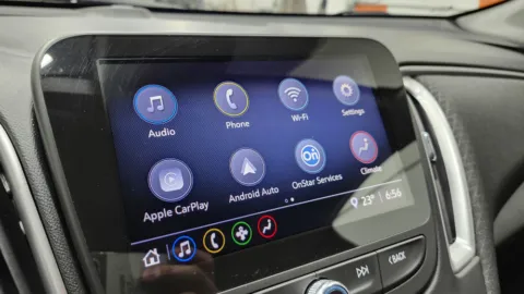 More photos of 2022 Chevrolet Malibu LT at Auto Boutique Ohio, OH