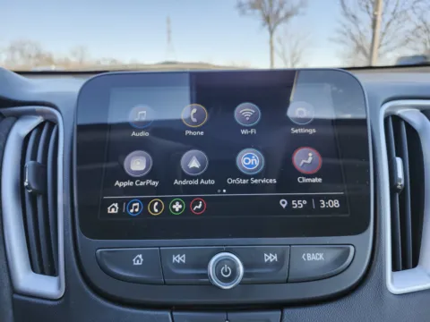 More photos of 2022 Chevrolet Malibu LT at Auto Boutique Ohio, OH