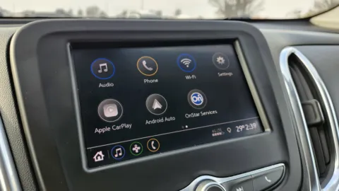 More photos of 2021 Chevrolet Equinox LT at Auto Boutique Ohio, OH