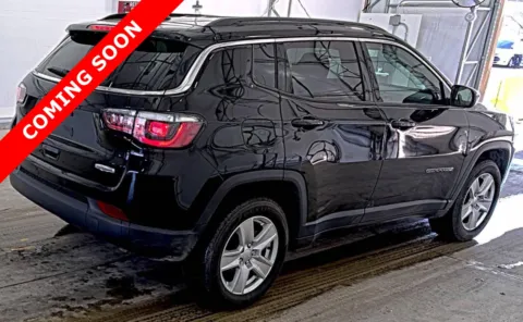 More photos of 2022 Jeep Compass Latitude at Auto Boutique Ohio, OH