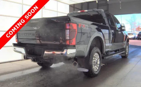 More photos of 2022 Ford Super Duty F-350 SRW LARIAT at Auto Boutique Ohio, OH
