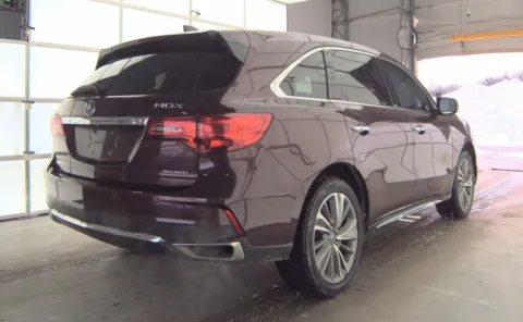 More photos of 2017 Acura MDX w/Technology Pkg at Auto Boutique Ohio, OH