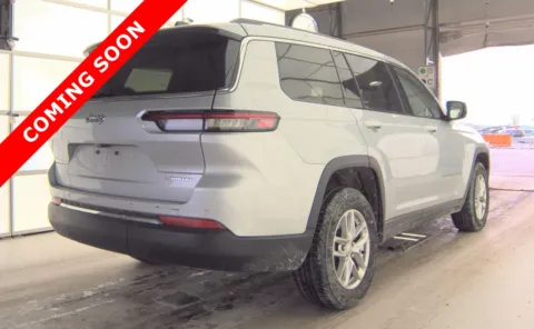 More photos of 2023 Jeep Grand Cherokee L Laredo at Auto Boutique Ohio, OH