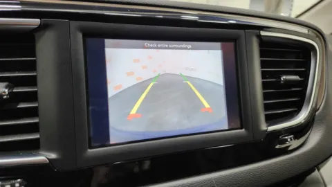 Photos of 2018 Chrysler Pacifica Touring L for sale in Columbus, OH at Auto Boutique Ohio